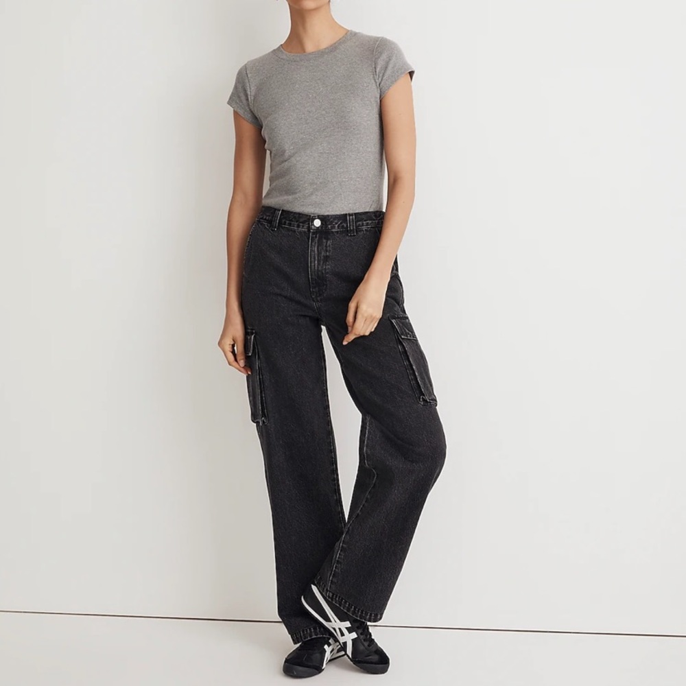 Low-Slung Straight Cargo Jeans in Ranney Wash